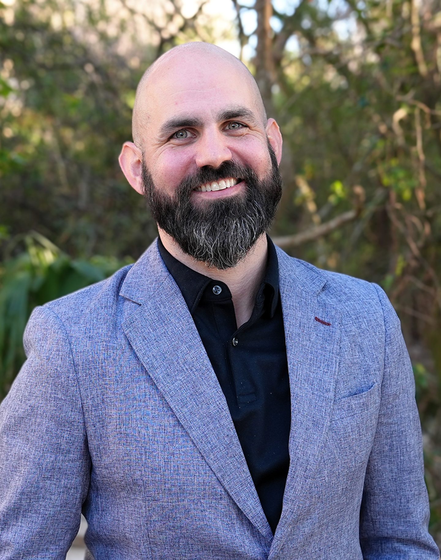 Scott Rosenkrans speaking at a nonprofit conference.